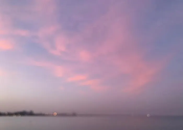 Lägenhet Large 2bd Near The Larnaca